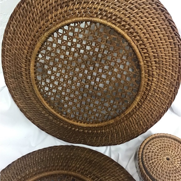Set of rattan centerpiece trays & coasters - Picture 3 of 8